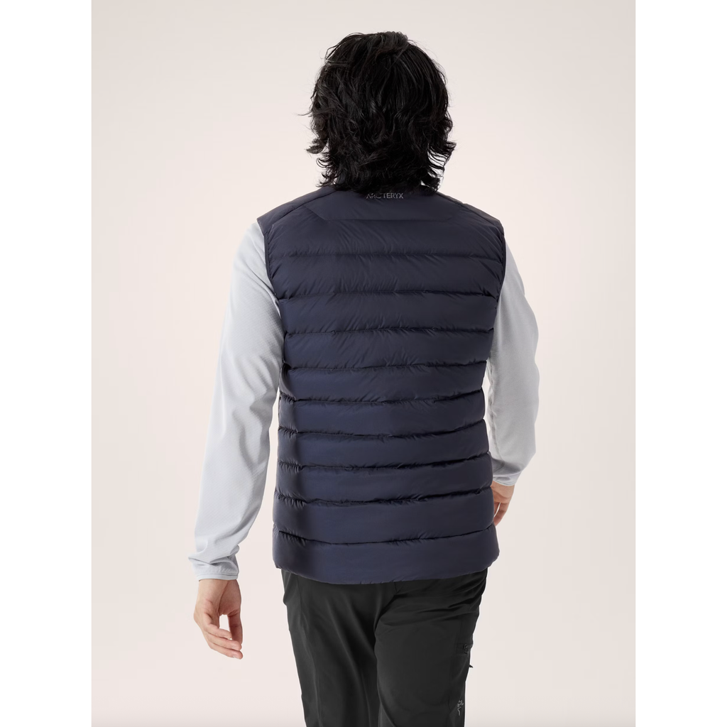 Arc'teryx Men's Cerium Vest in Black Sapphire