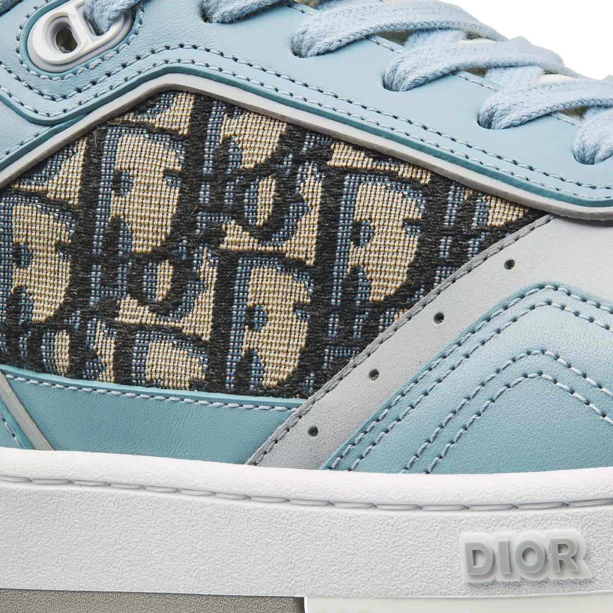Dior B27 Oblique Light Blue White Low-Top Sneaker
