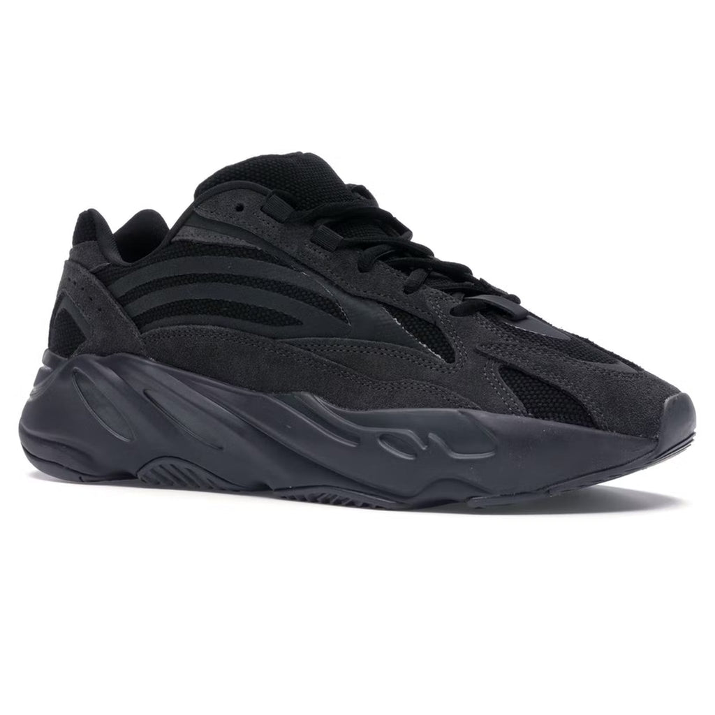 Adidas Yeezy Boost 700 V2 Vanta Sneakers