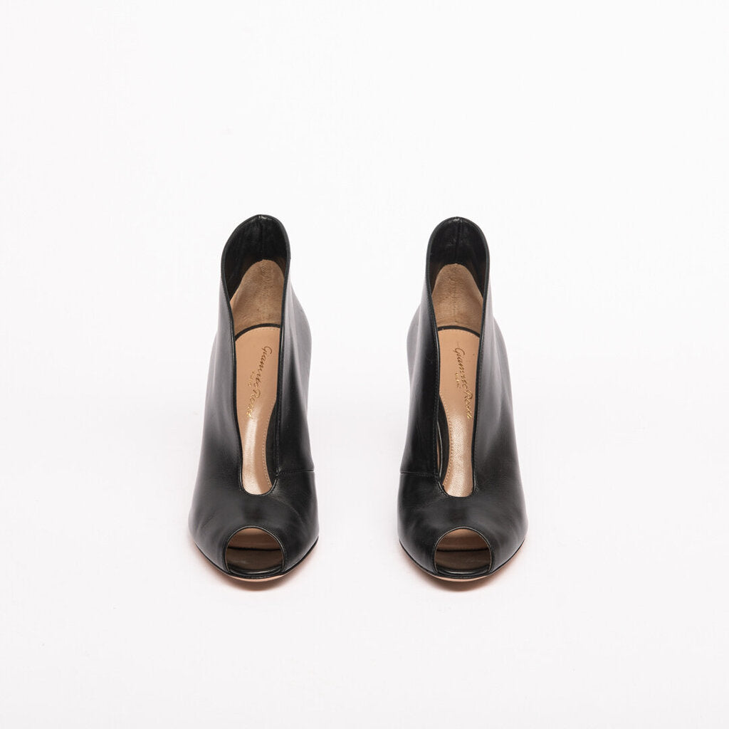 Gianvito Rossi Black Leather Peep Toe Heel