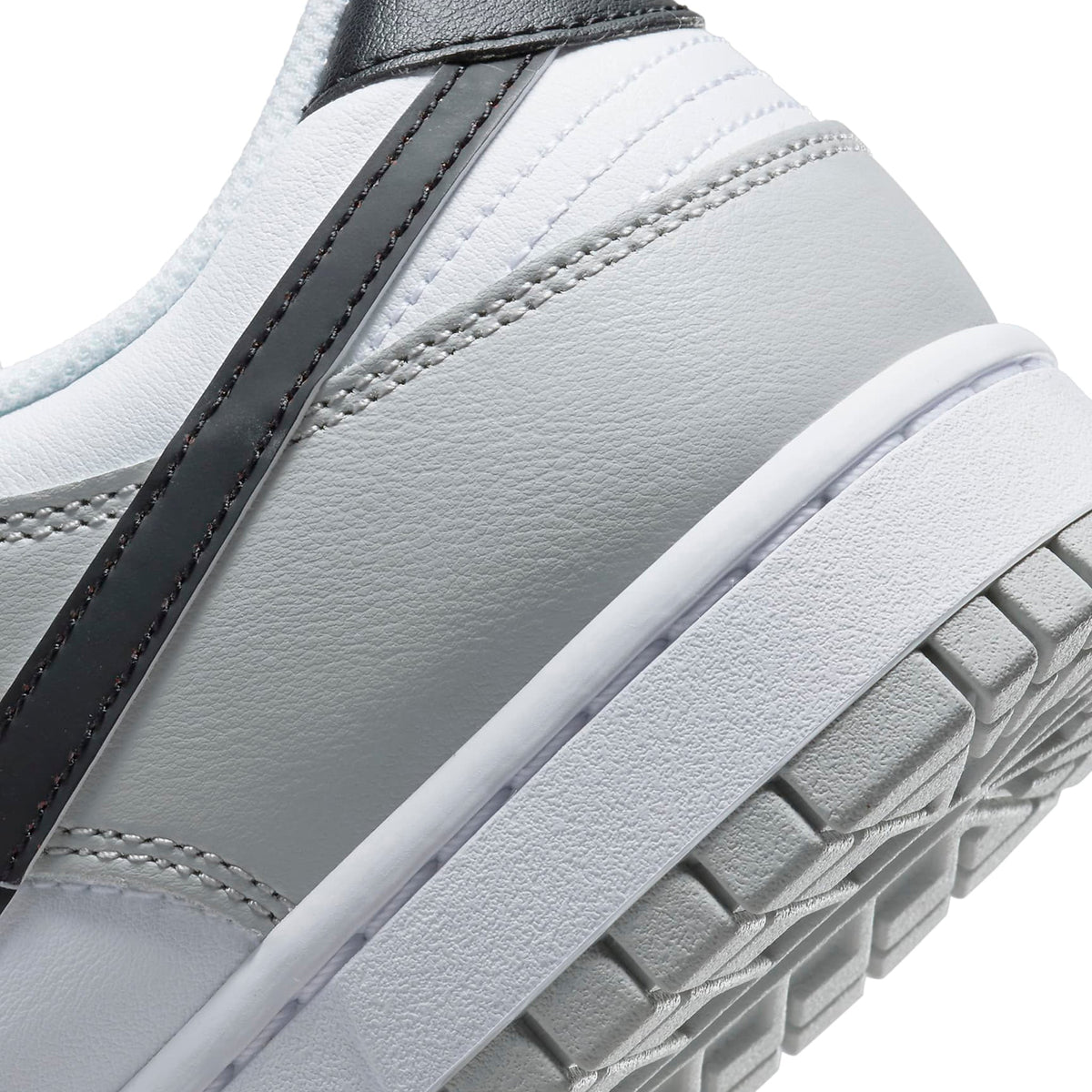 Nike Dunk Low SE Jackpot Sneakers - Grey