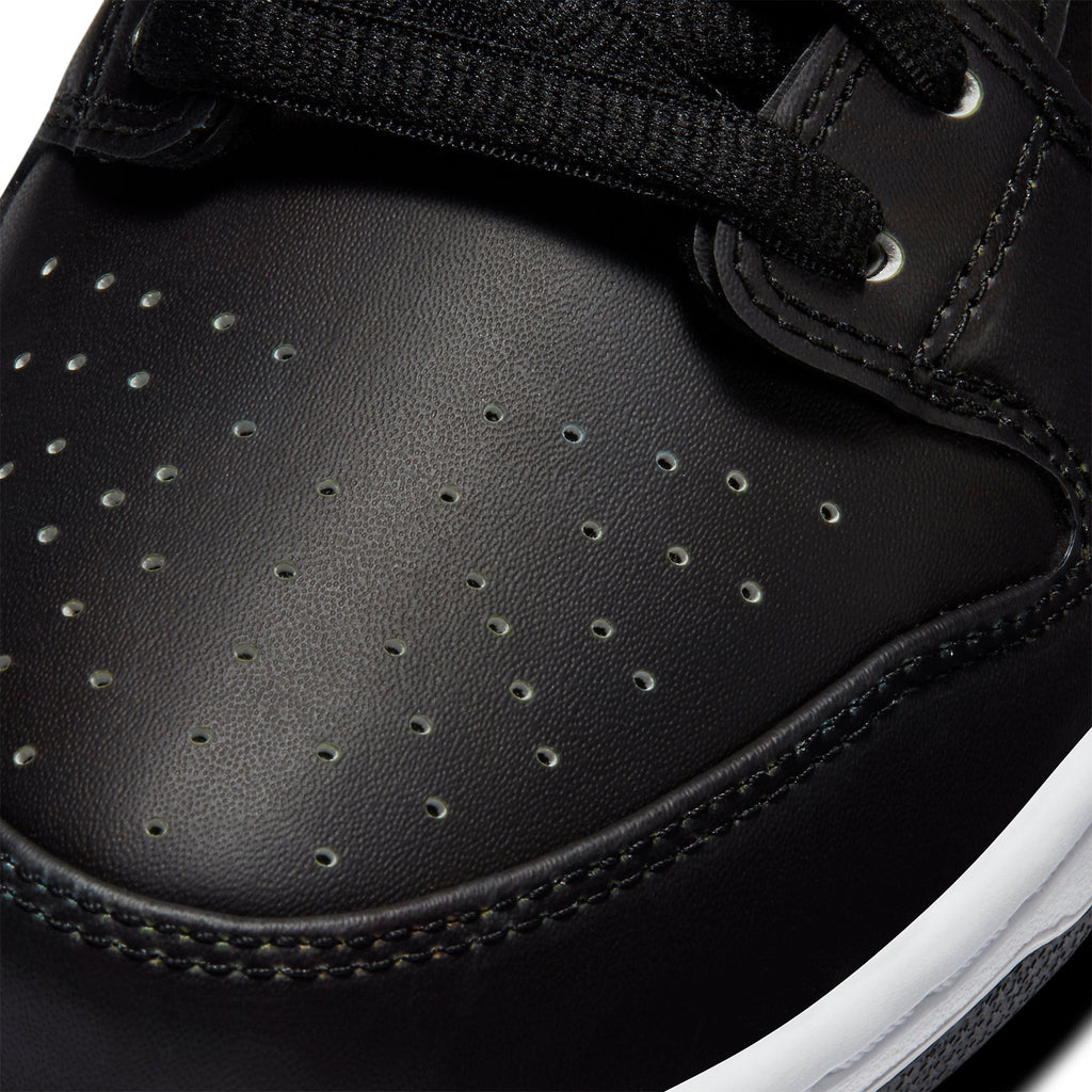 Nike SB Dunk Low Civilist Sneakers - Black